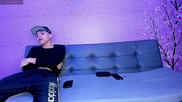 SeecretPartys from StripChat