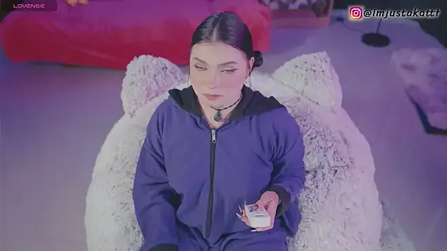 Sensualkattt from StripChat