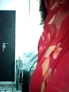 Sexxyradha from StripChat