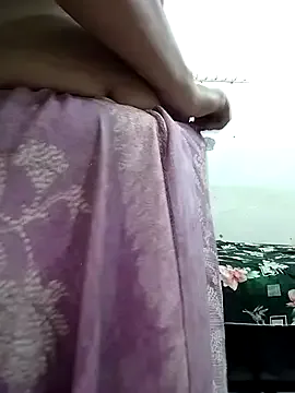 Sexxyradha from StripChat