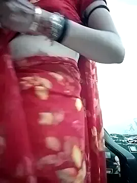 Sexxyradha from StripChat