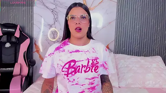 Shasa_8 from StripChat