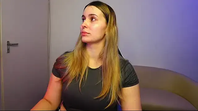 ShyHotNerd from StripChat