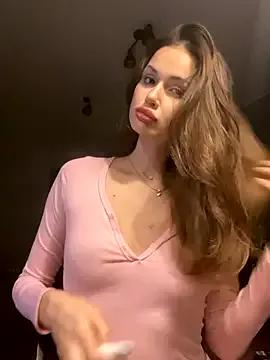 SoShyEmmyyy from StripChat