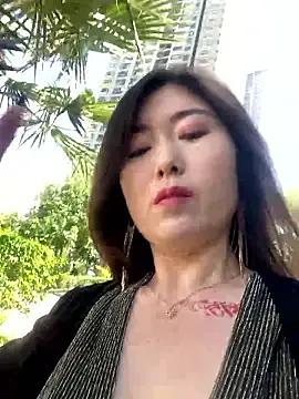 Sunny-520 from StripChat