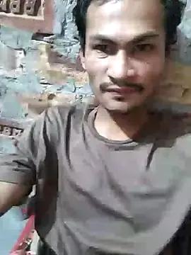 Sunny5092 from StripChat