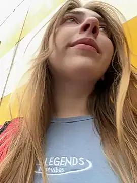 Sunny___Bunny from StripChat