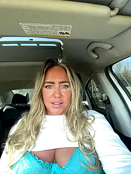 Sunshinekisses from StripChat