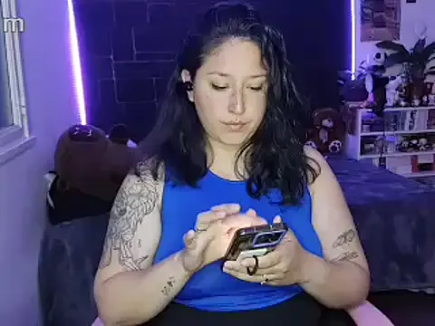 Sweet_yamii from StripChat