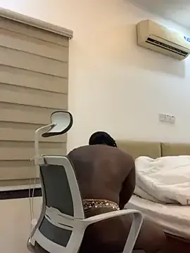 Sweetbootty from StripChat