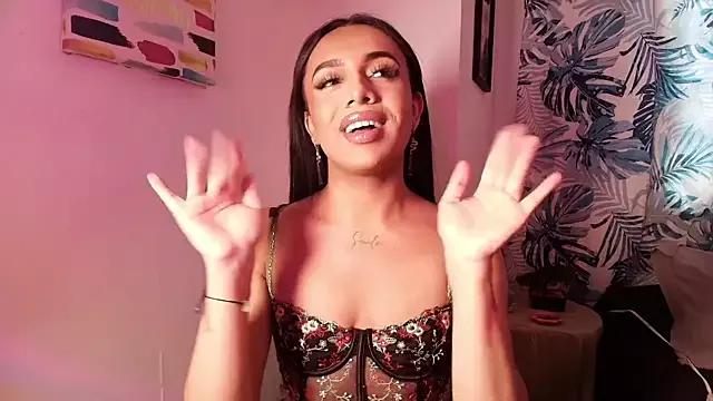 Sweetcata23 from StripChat