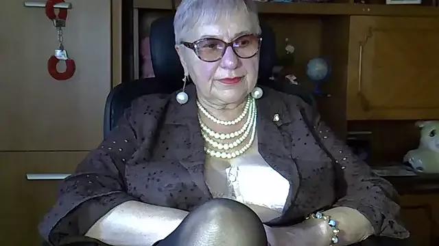 SweetCherry27 from StripChat