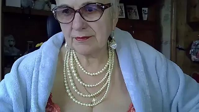 SweetCherry27 from StripChat