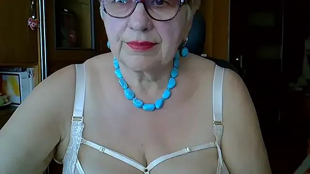 SweetCherry27 from StripChat
