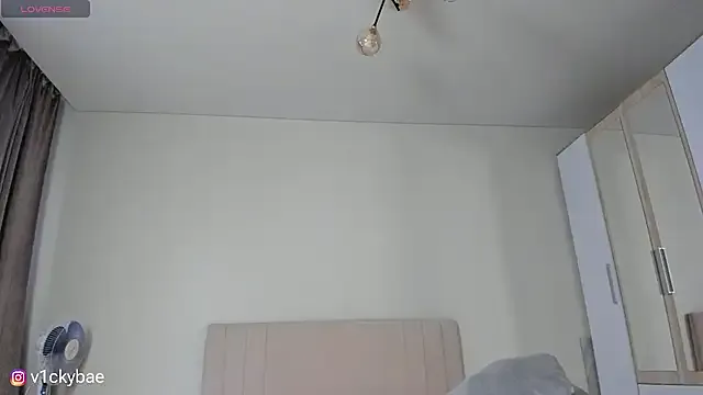 Sweety_vikky from StripChat