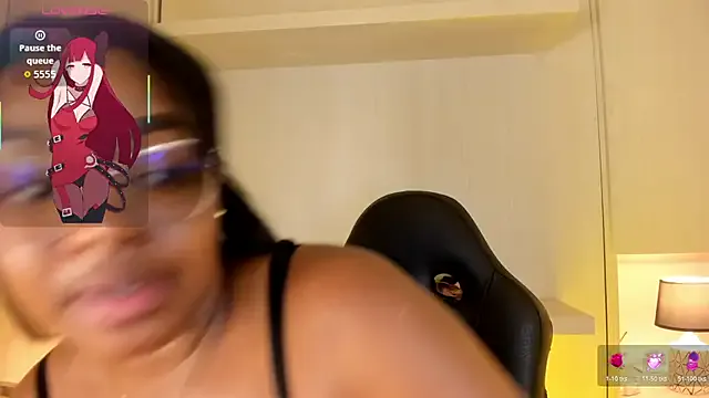 Tamaraa_smiith from StripChat