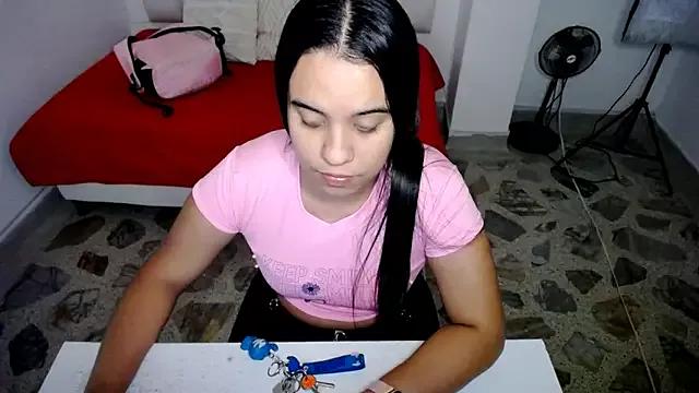 Tiffany__pink from StripChat