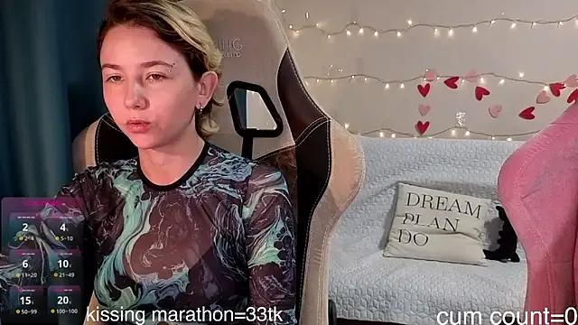 Velvetvalkyries from StripChat