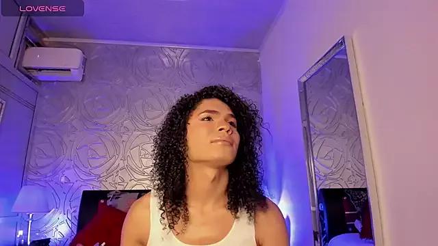 Vennus1_ from StripChat