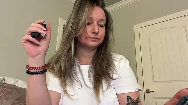 Vivian_MayXxX from StripChat