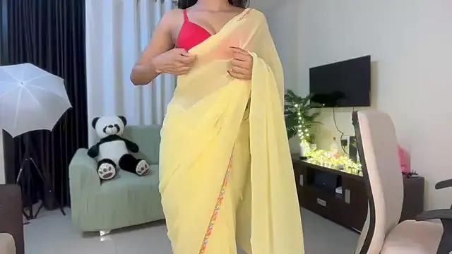 Wow-nisha from StripChat
