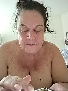 Yaya_Mineira from StripChat