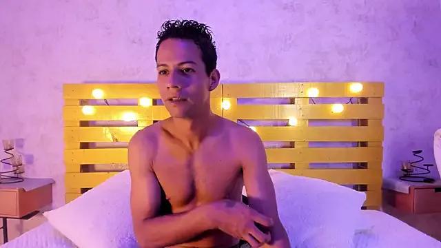 Yayi_derek from StripChat