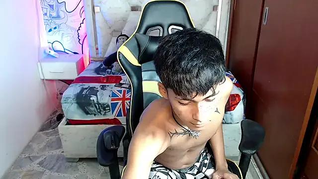 Yiisu_ from StripChat