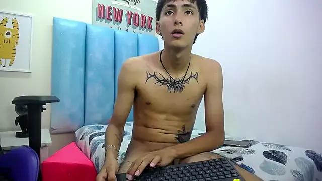 Yiisu_ from StripChat