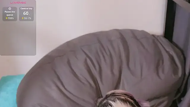 Yu_UwU_ from StripChat