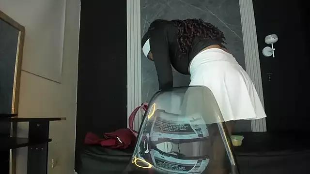 YummyDuooo from StripChat