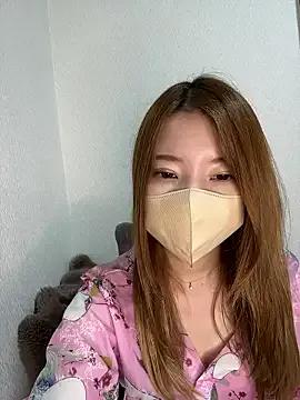 Yuuhichan from StripChat