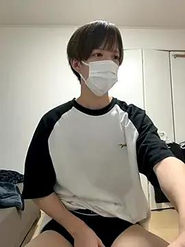 Yuuuuma578 from StripChat