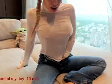 Photos of carolinaherera from Chaturbate is Freechat